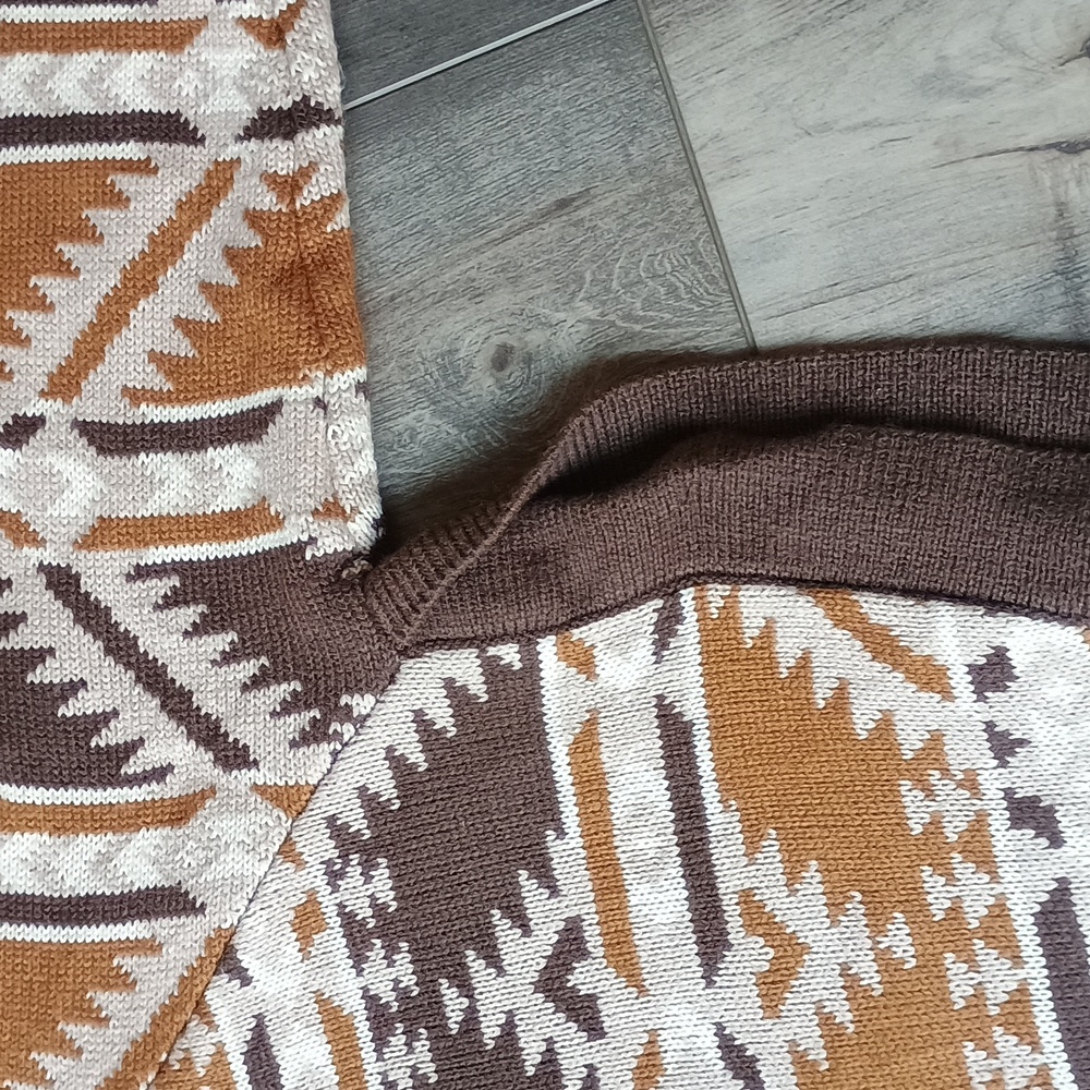 Cotton and Rye Sweater Size L Aztec Western Cowgirl Rodeo - Picture 13 of 15